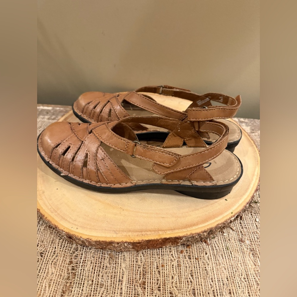 Clarks Bendables Nikki Common Women's Size 8 Mary‎ Jane Sandals Luggage E… - Picture 8 of 9